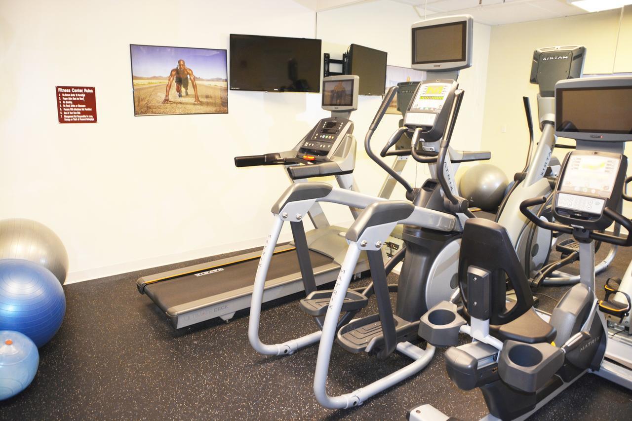 The Harborview, Ascend Hotel Collection Порт Вашингтон Екстериор снимка